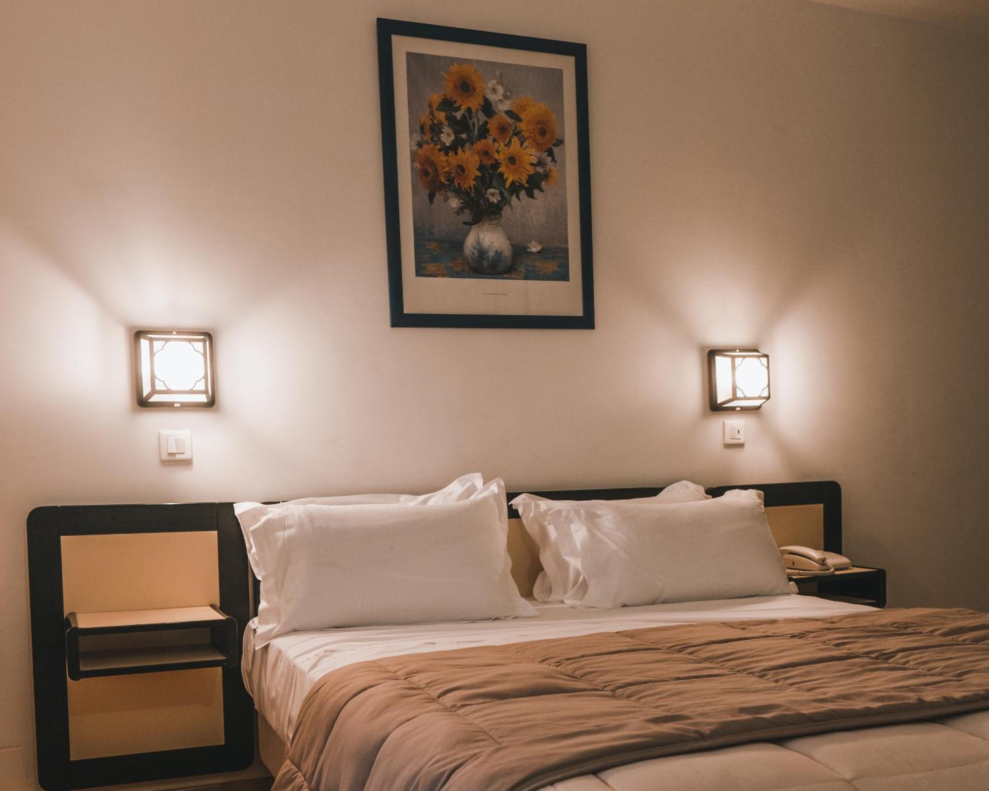 Hotel & Residence Le Subrini Porto  Zewnętrze zdjęcie