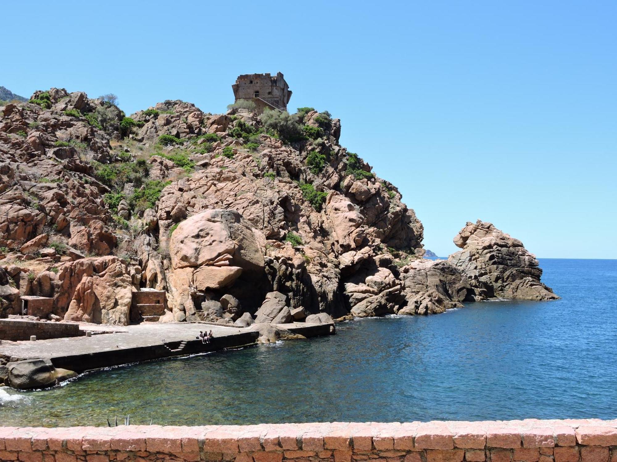 Hotel & Residence Le Subrini Porto  Zewnętrze zdjęcie